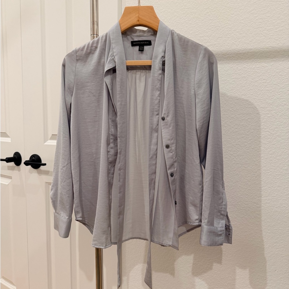 Banana Republic Light Gray Blouse
